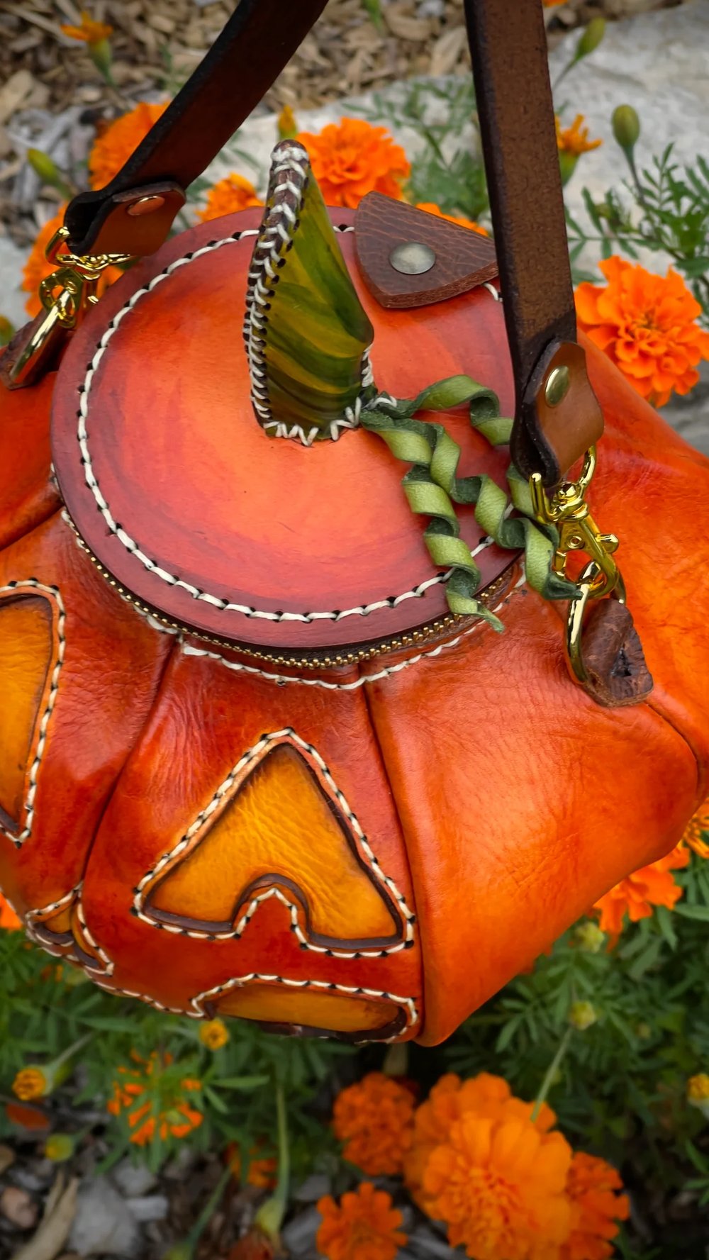 Ledertasche Handgefertigt | Zeitloses Design aus Leder Zorenza