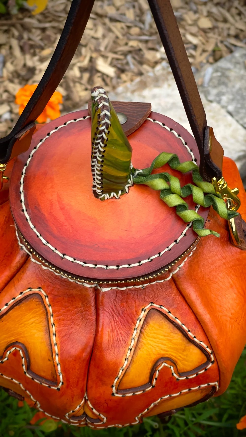 Ledertasche Handgefertigt | Zeitloses Design aus Leder Zorenza
