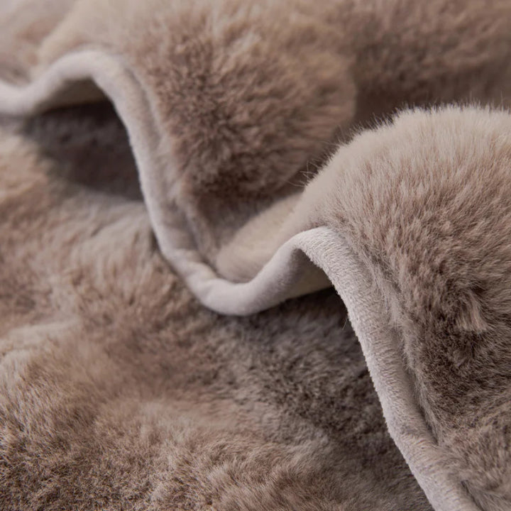 Sofabezug | Eleganter, elastischer Schutzbezug aus Polyester Zorenza