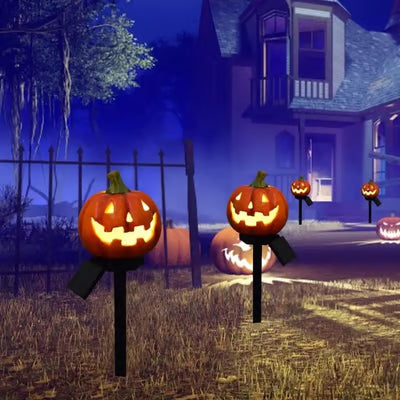 Solar Kürbislaterne — Outdoor Halloween Dekoration mit warmem Lichtschein Zorenza