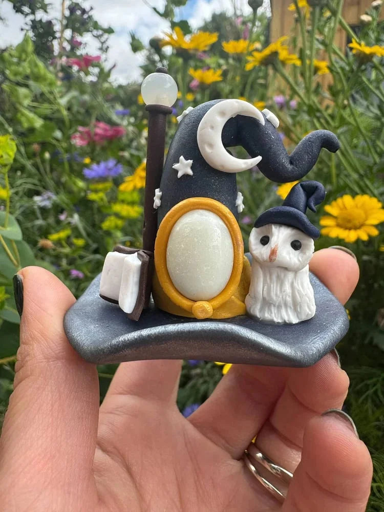 Handgefertigte Skulptur — verleiht magische Wohnatmosphäre Zorenza
