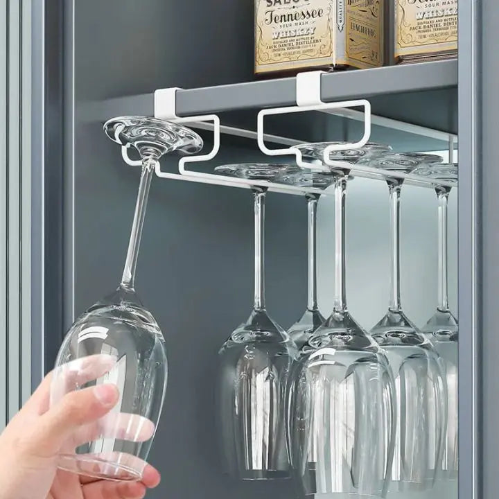 Elegante Weinglashalter zur Unterbau-Montage Zorenza