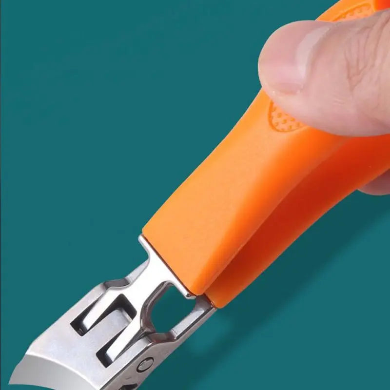 Ergonomischer Komfort-Nagelknipser – Müheloses Kürzen auch bei festen Nägeln Zorenza