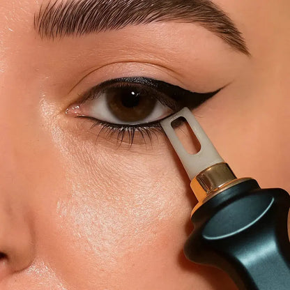 Eyeliner-Set – Präzise Linien mit ergonomischem Tool & wasserfestem Gel Zorenza