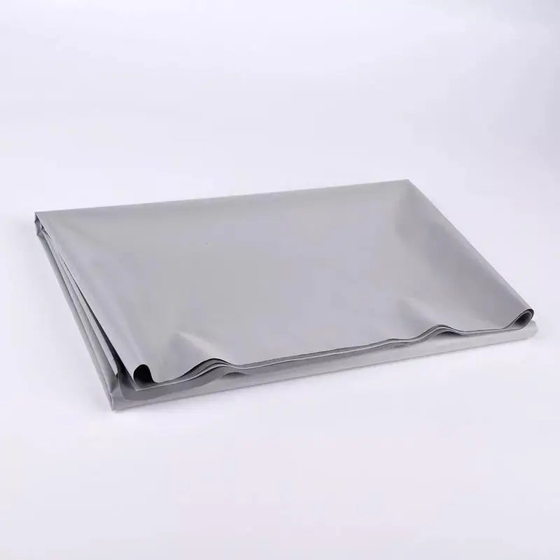 Leinwand | 4K-Qualität mit blendfreiem Sichtschutz Zorenza