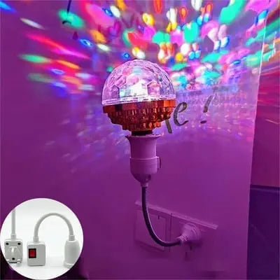 RGB Strobe LED Rotierende Glühbirne – Erschaffen Sie eine Partyatmosphäre mit bunten Lichtern! Zorenza