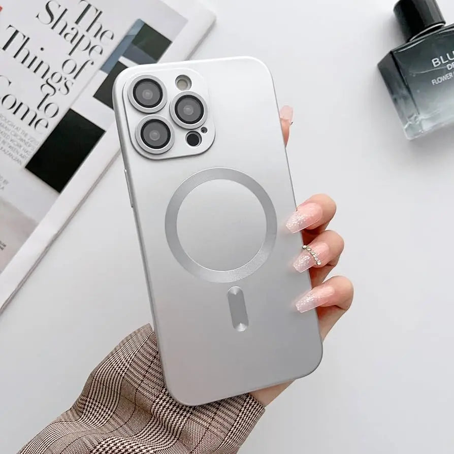 Rahmenlose Magnetische iPhone-Hülle – Schlank und Sicher Zorenza