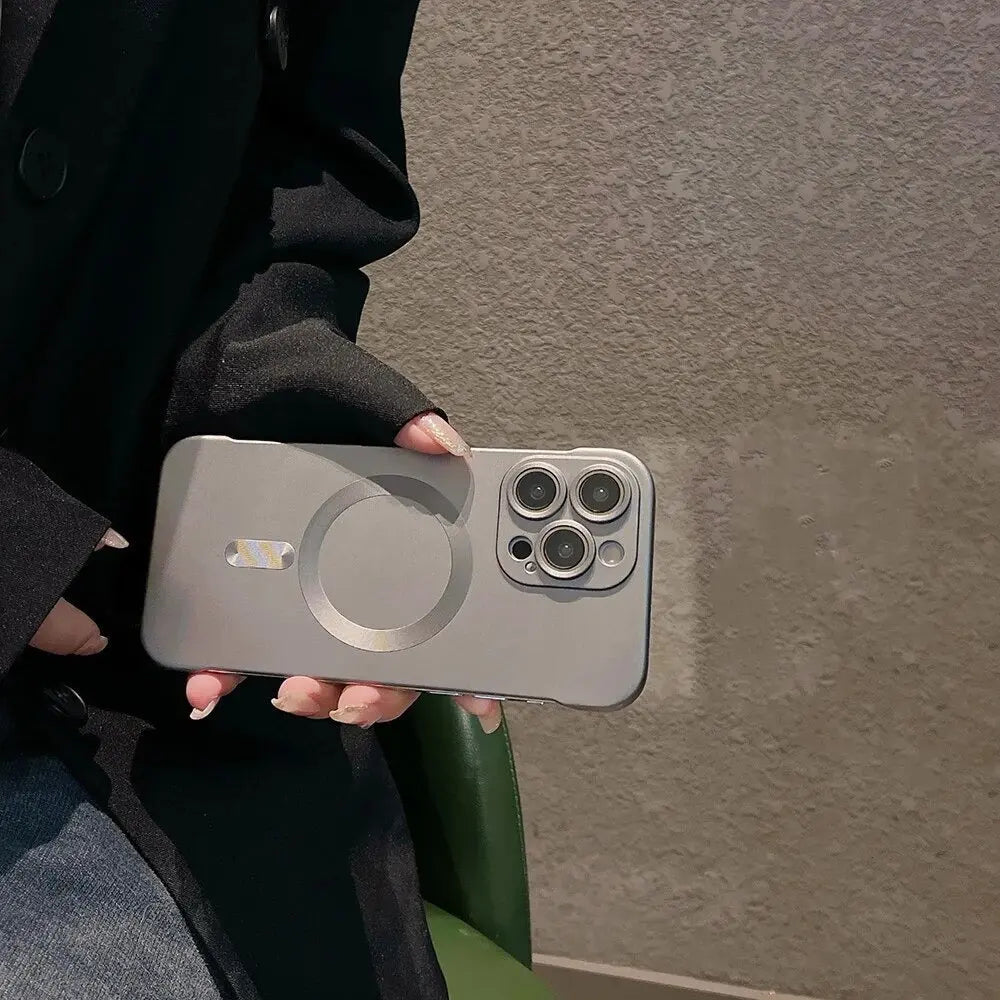 Rahmenlose Magnetische iPhone-Hülle – Schlank und Sicher Zorenza