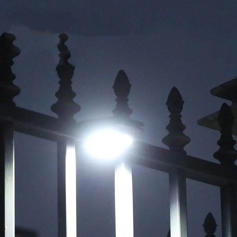 Solar-Clip Lampe | Bewegungsmelder & wetterfestes Design Zorenza