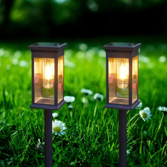 Solarleuchten im Laternenstil – Warmweißes Licht für Gartenwege & Beete (2er-Set)