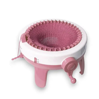 Strickgerät mit 48 Nadeln