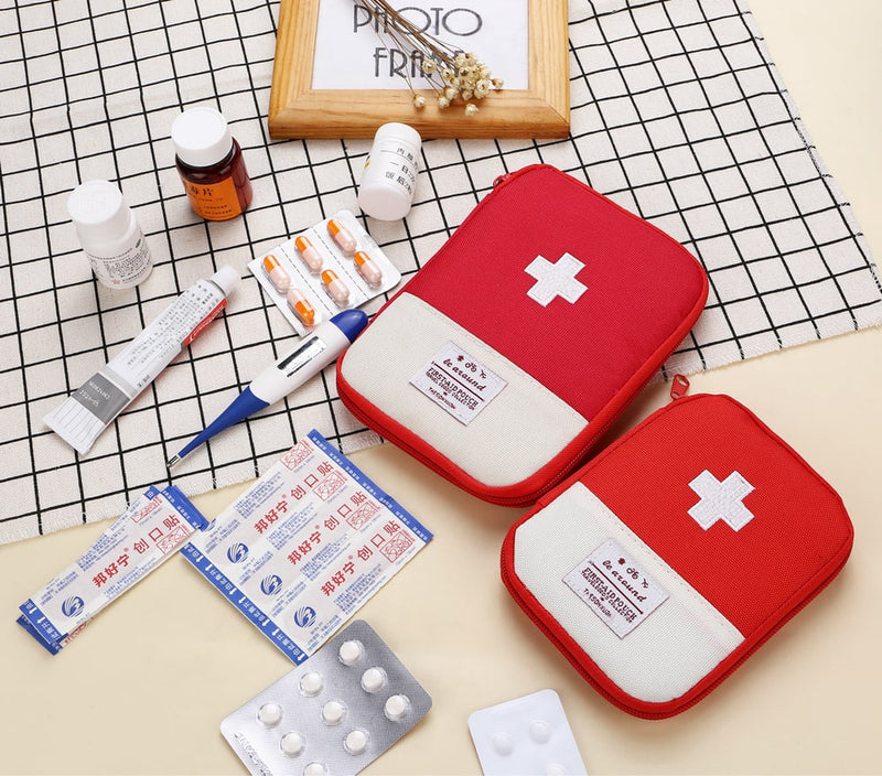 Mini-Erste-Hilfe-Set – kompakt und ideal für unterwegs Zorenza