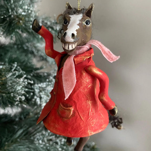Handgefertigter Weihnachtsanhänger – Natürlicher Charme aus Papier Zorenza