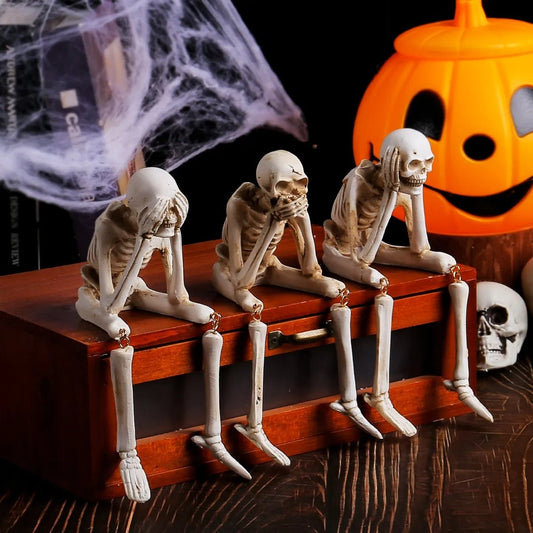 Drei weise Skelette — Kamin-Deko für Halloween Zorenza