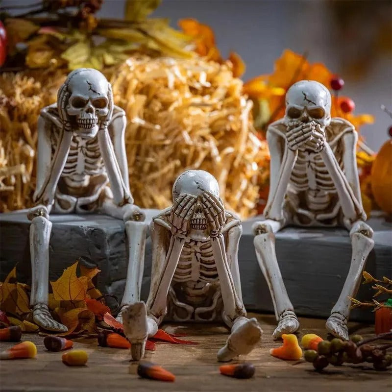 Drei weise Skelette — Kamin-Deko für Halloween Zorenza